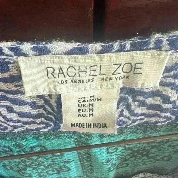 Rachael Zoe ladies blouse.size M super soft and flowy for summer. - Picture 3 of 4